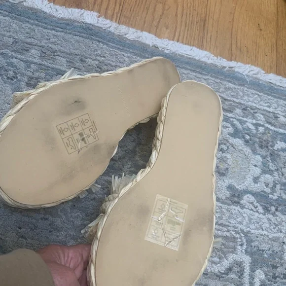 Chic Cream Fringe Espadrille Slides - Picture 3 of 4